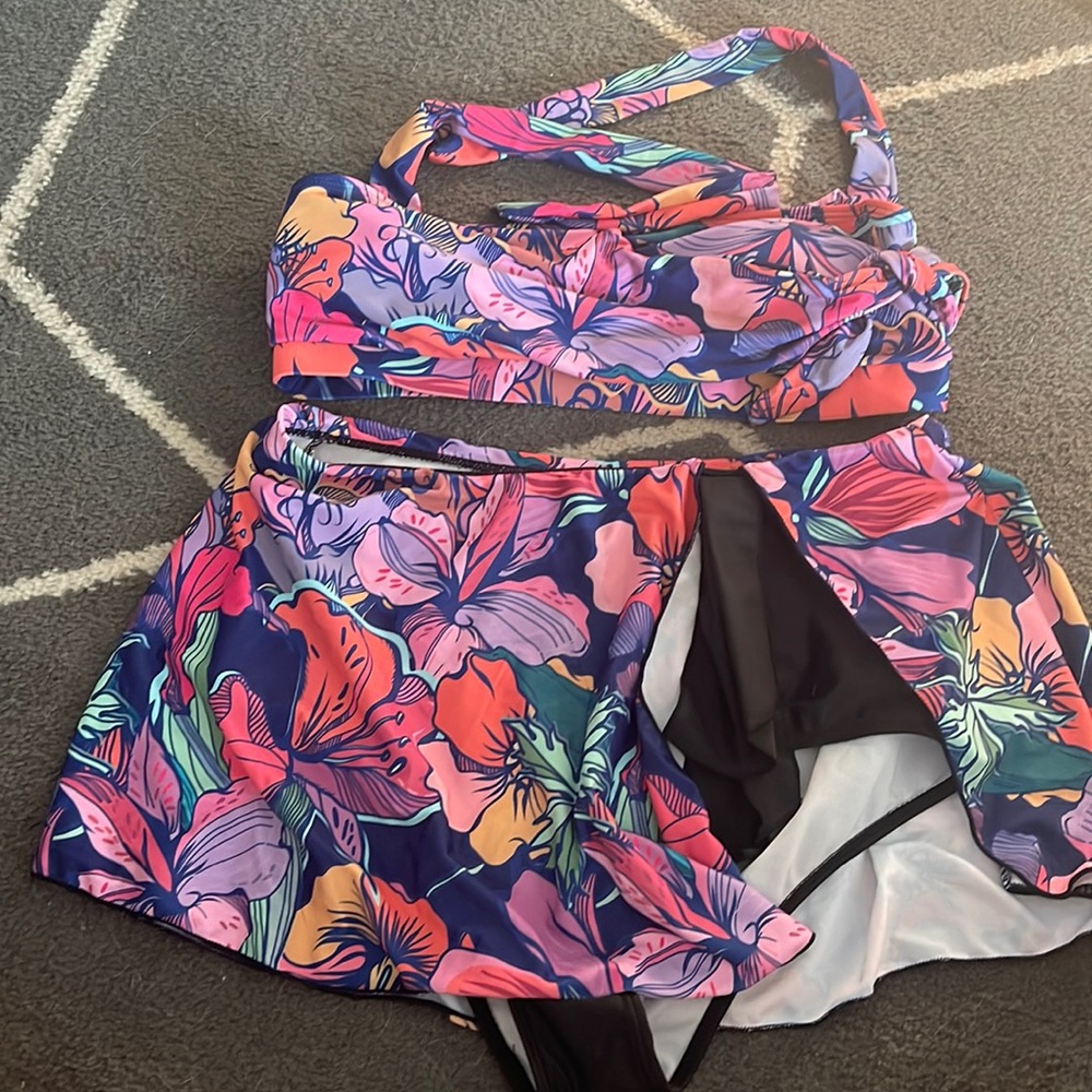 Floral two piece swim suit
